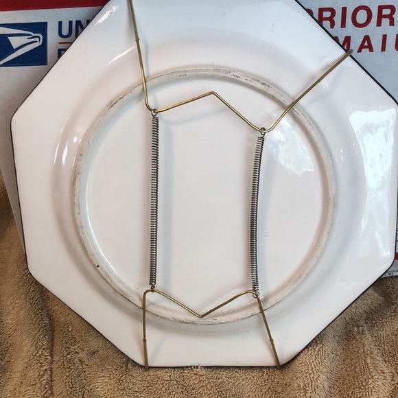 Polka Dot Rooster 8.75” Coupe Soup Bowl - Picture 2 of 2